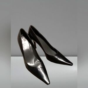 Stuart Weitzman Black Heels Sophisticated Style